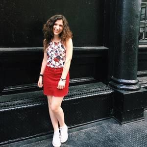 Meet your Posher, Julia